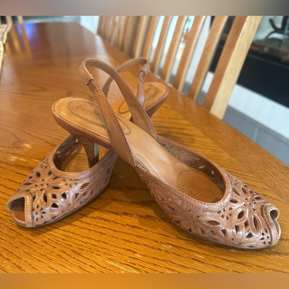 Corso Como Vintage Sling Backs